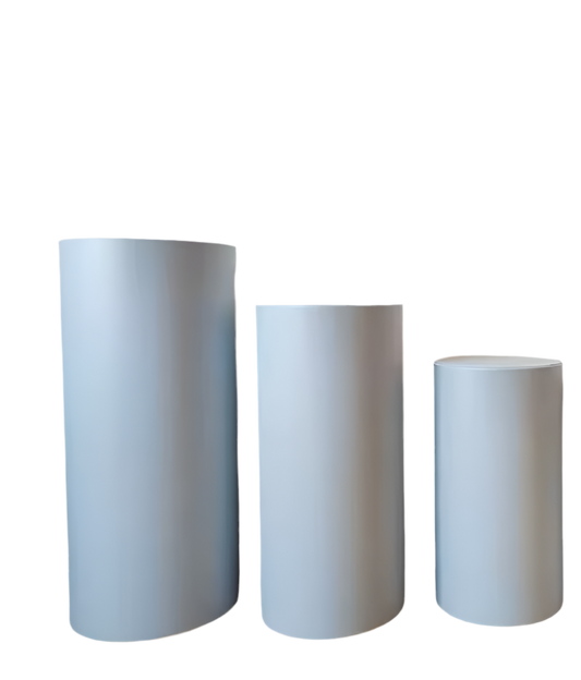 Taart zuilen met koel blauwe hoes